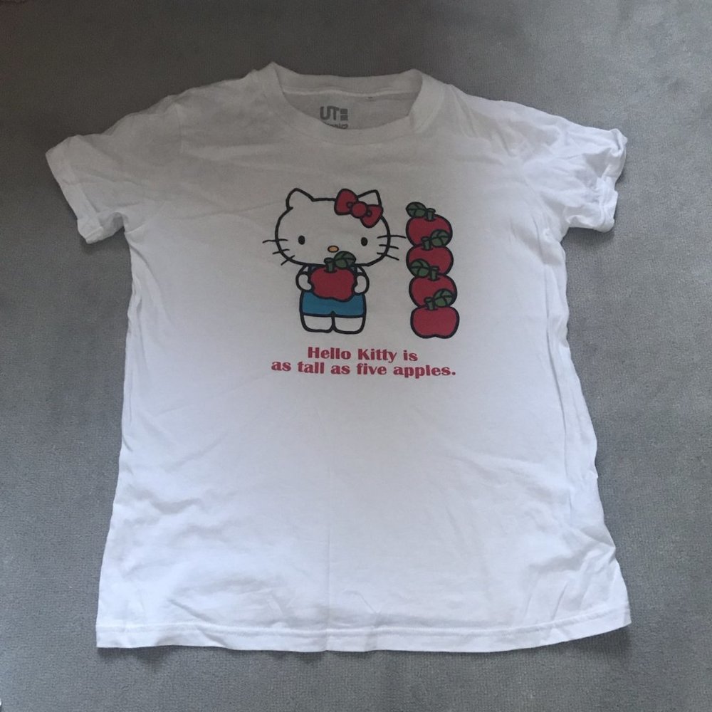 major iso ♡ hello kitty is as tall as five apples